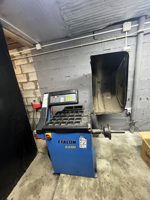 Продам, станок для балансування колес