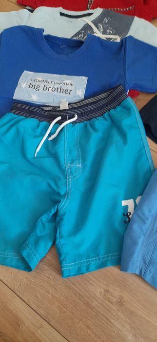 T- shirt plus spodenki