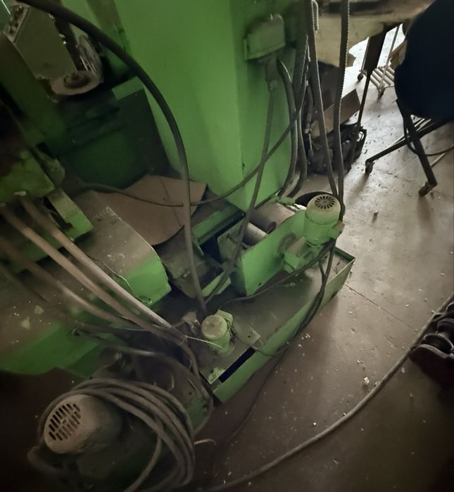 Круглошлифовальный 3в12