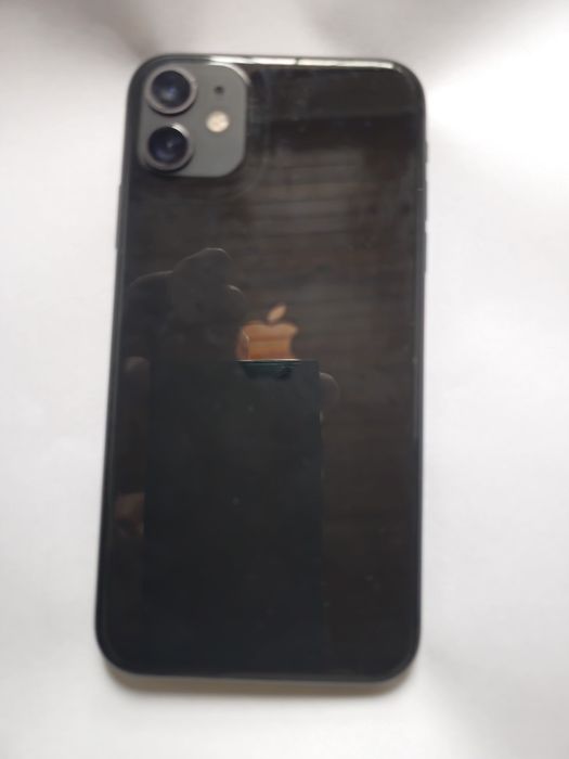 Iphone 11 64g bom