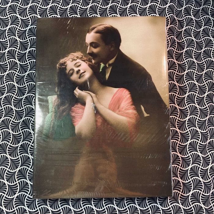 Em Busca do Amor Perdido: O Bilhete Postal Ilustrado e a Poesia...