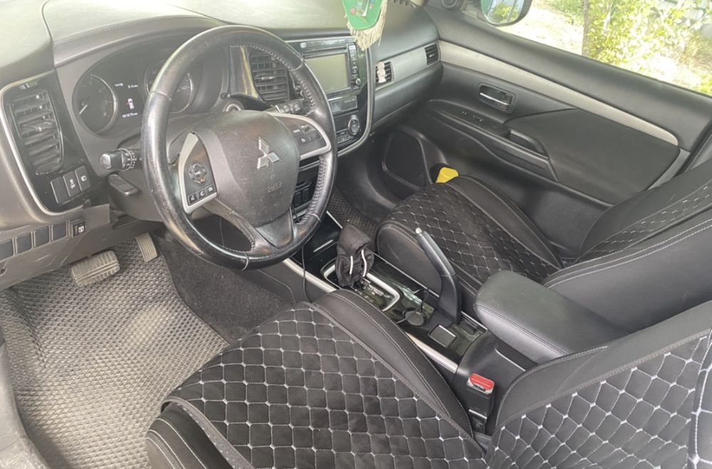 Продам Mitsubishi Outlander