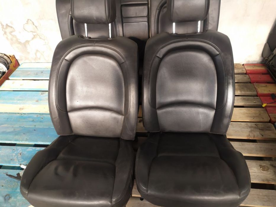 CONJUNTO DE BANCOS EM PELE CITROEN C6