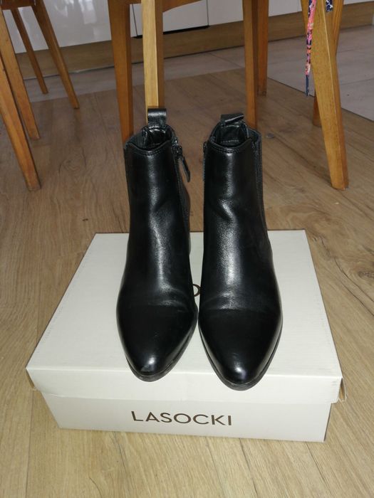 Botki buty skózany firmy Lasocki