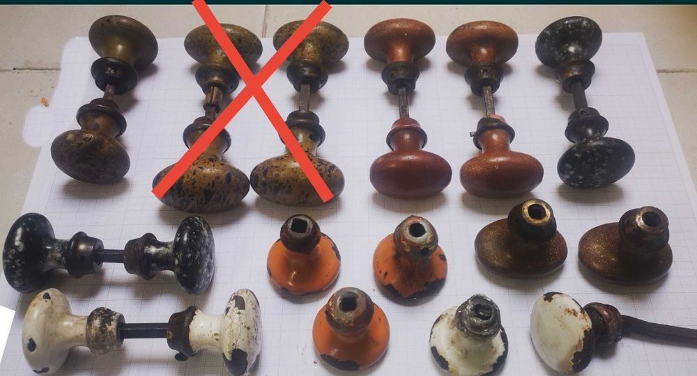 Puxadores esmaltados (inícios séc. XX)
