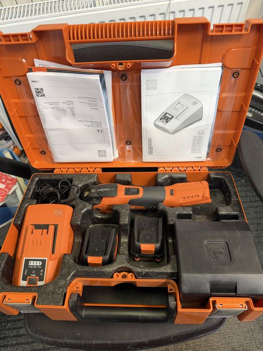 777/ narzedzie wielofunkcyjne aku multimaster Amm300 bogaty zestaw