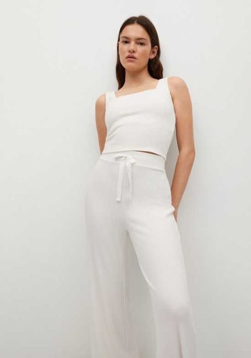 Жіночі трикотажні білі спортивні штани брюки в рубчик Mango розмір М