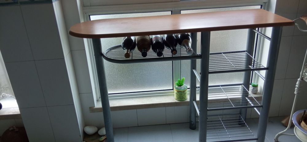 Mesa de apoio a cozinha