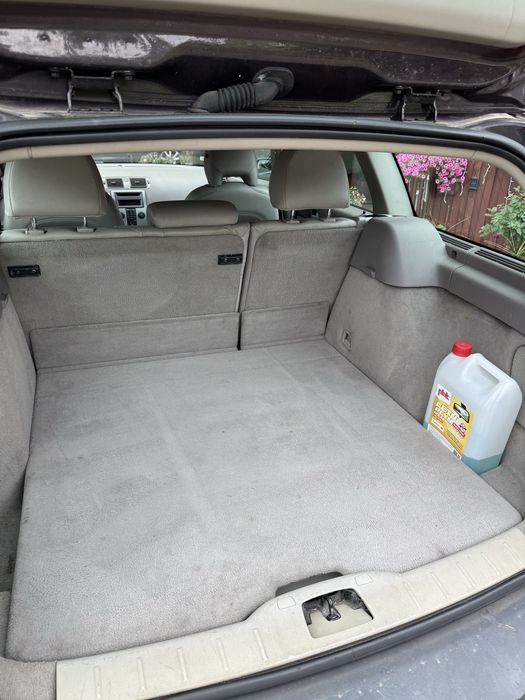 Volvo v50 2.0 D 2006
