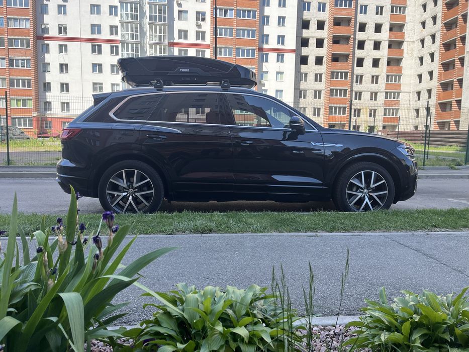Автобокс THULE MOTION XT L чорний