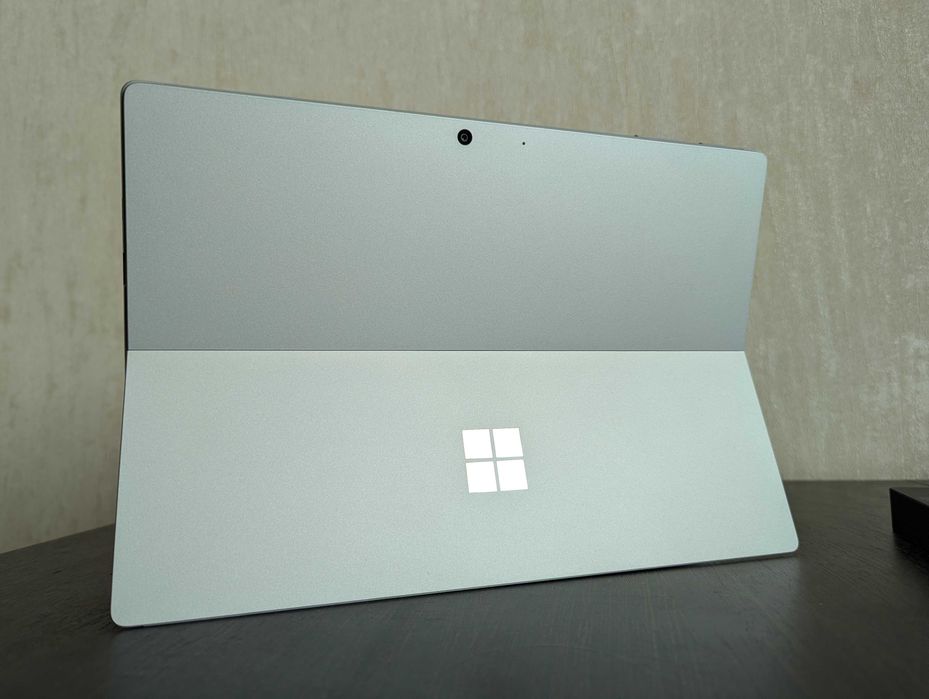 Microsoft Surface Pro 7 8/256gb Intel i5-1035g4