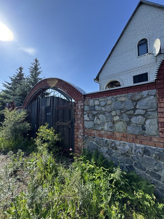 Продам капитальный дом 108м2 участок 21 сотка с бассейном и своим озером ст Ранет Обуховка рядом заповедник Орель Днепр Кировское