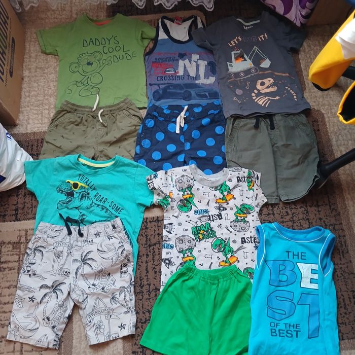 Пакет літнього одягу на хлопця 4 роки