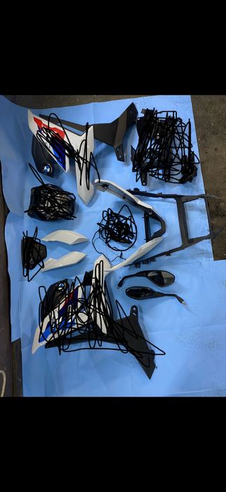 Bmw s1000r m1000r  K63 czesci owiewki plastiki