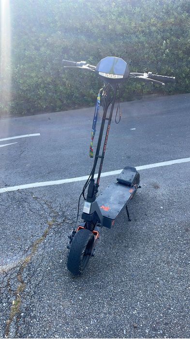 Kukirin g4  trotinete