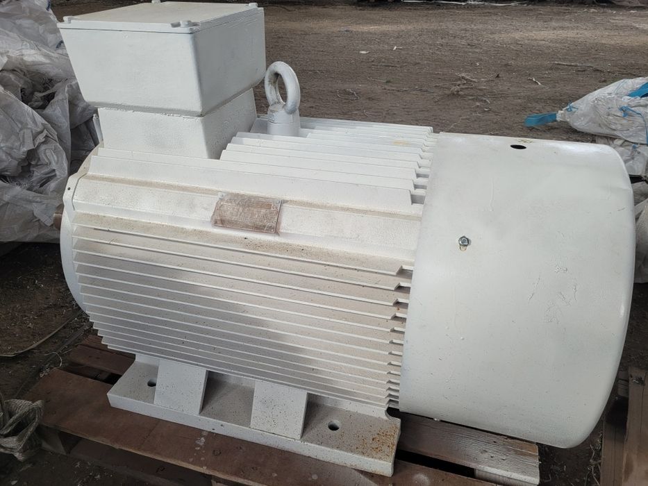 Электродвигатель 132кВт
