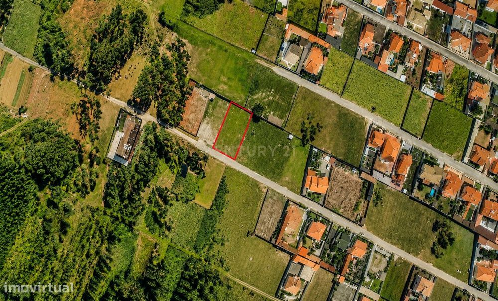 Terreno Rústico em Vieira de Leiria – 1.081 m²