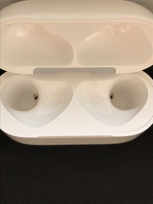 Кейс Airpods 4 ANC original Б/У