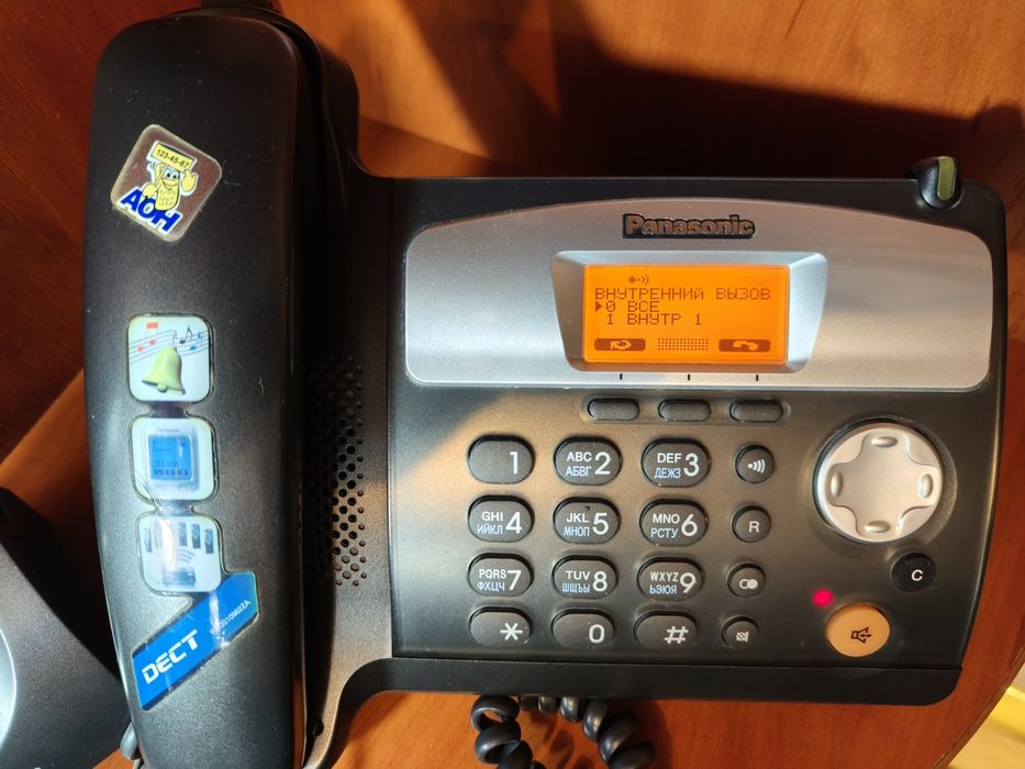 Телефон Panasonic KX-TCD530 стандарта DECT База + трубка с зарядным