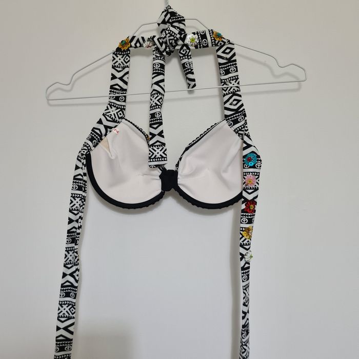 Bikini 2 pieces novo