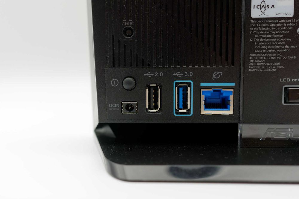 Router ASUS RT-AC68U - 1900Mb/s a/b/g/n/ac, USB, AiMesh, 3G/4G