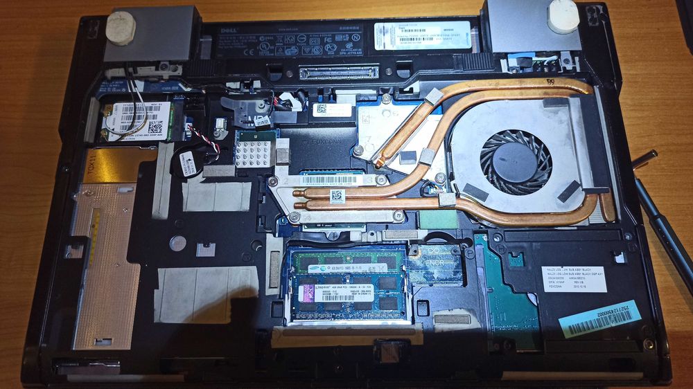 Ноутбук DELL Precision M4500