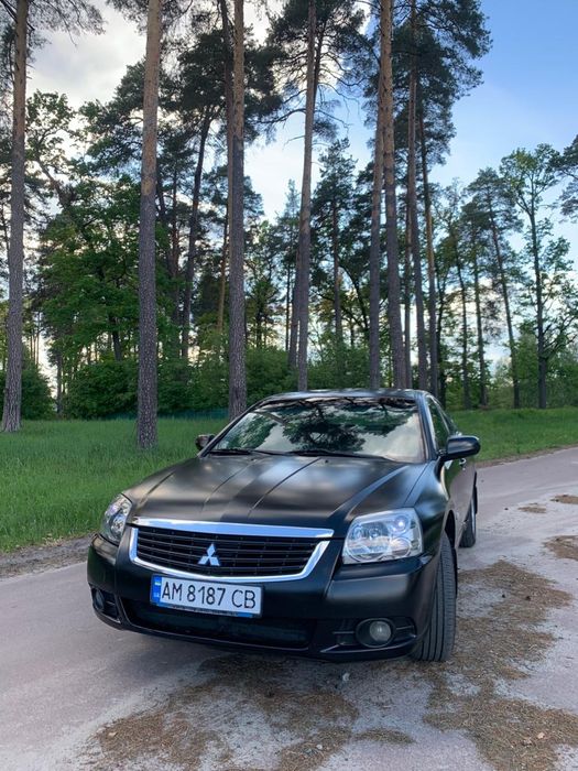 Мітсубісі галант 2.4