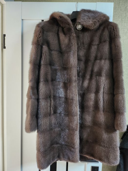 Продам шуби норкові