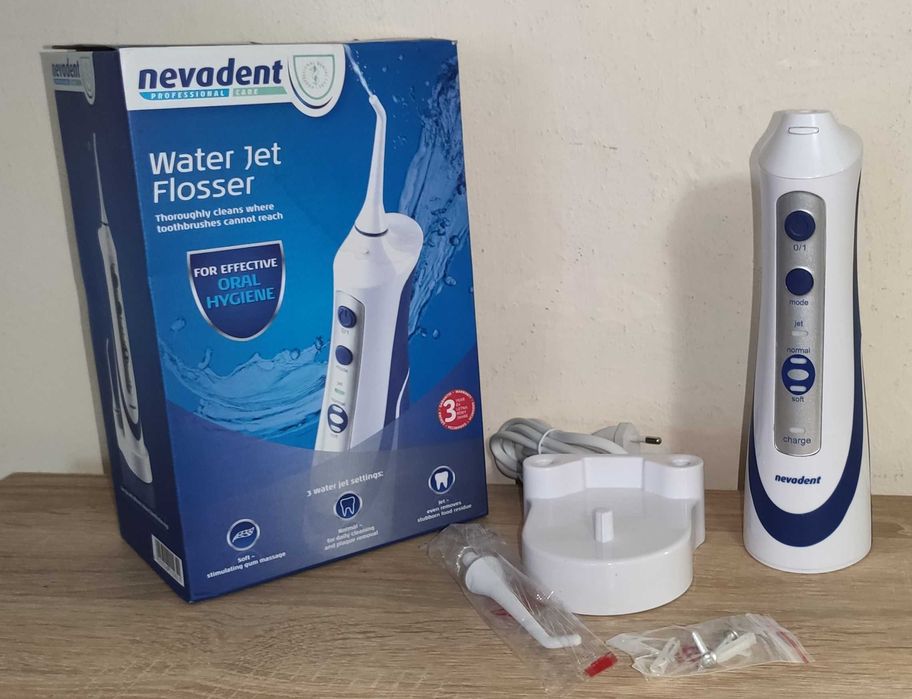 Nevadent акумуляторний водяний флоссер NMD 3.7 B8/ Іригатор