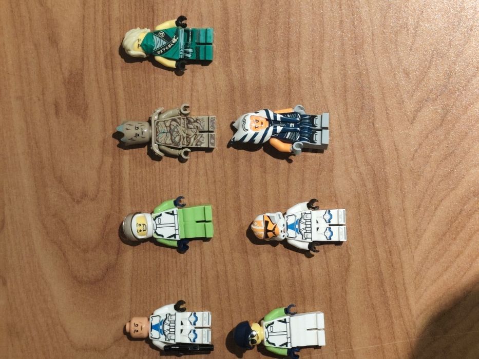 Фігурки lego оріг.