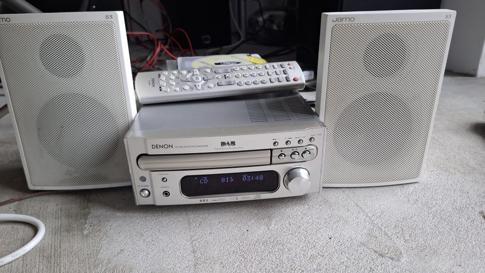 Denon RCD-M35DAB  radio ,cd ,pilot