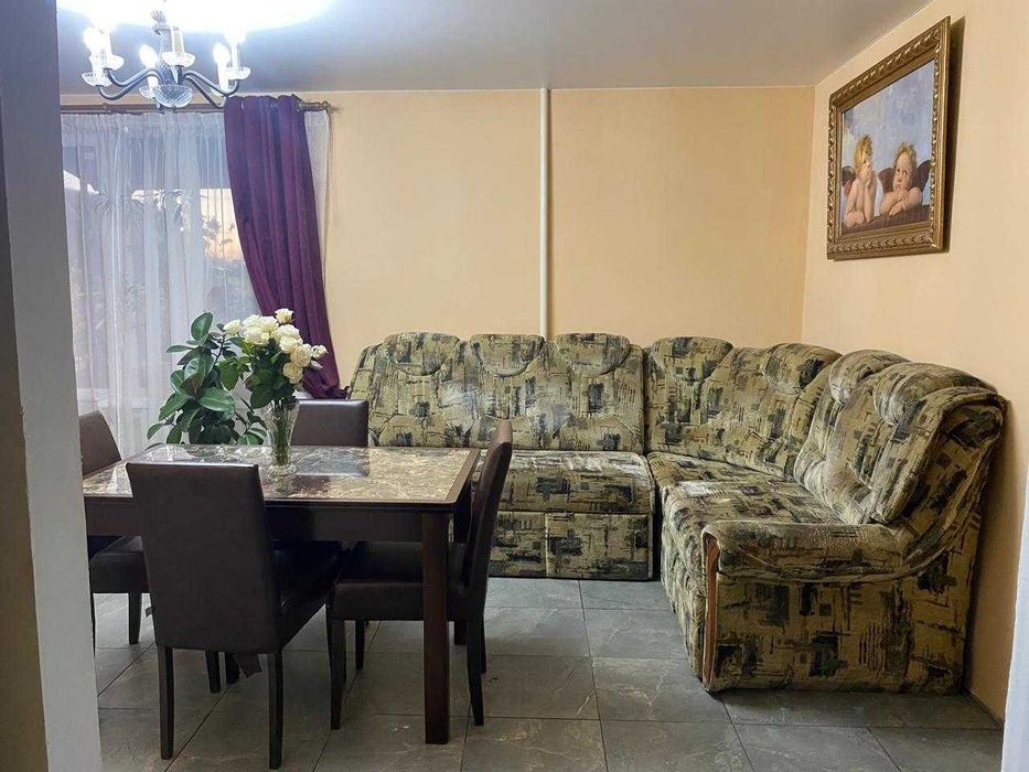 (13) Продам двоповерховий будинок, Великодолинське