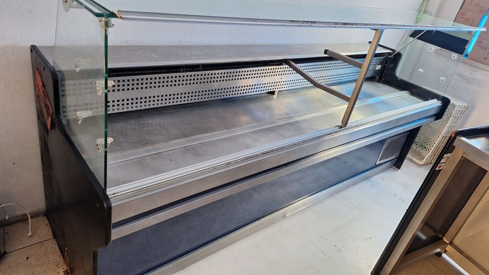 Vitrine de frente vertical