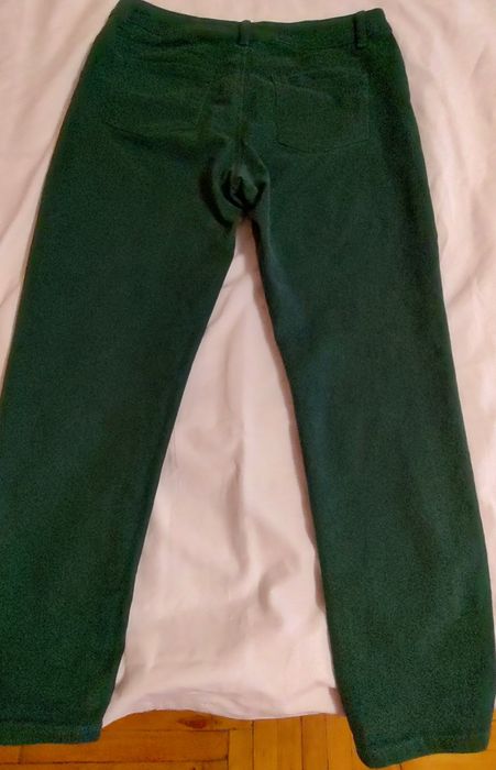 Джинсовые  стрейчевые  ,женские брюки.