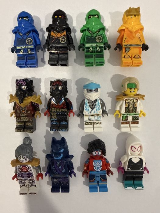 Набір мініфігурок LEGO Ninjago та Marvel (12 шт)