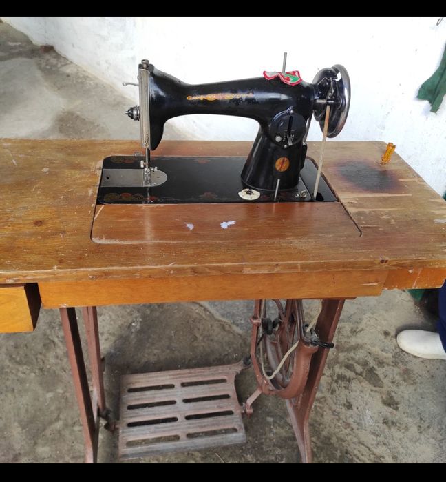 Машинка швейная ножная ПМЗ