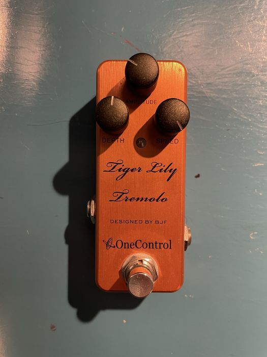 One Control Tiger Lily Tremolo