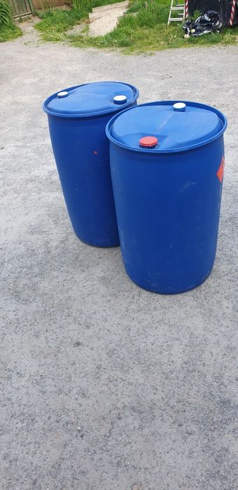 Beczka 200l plastikowa