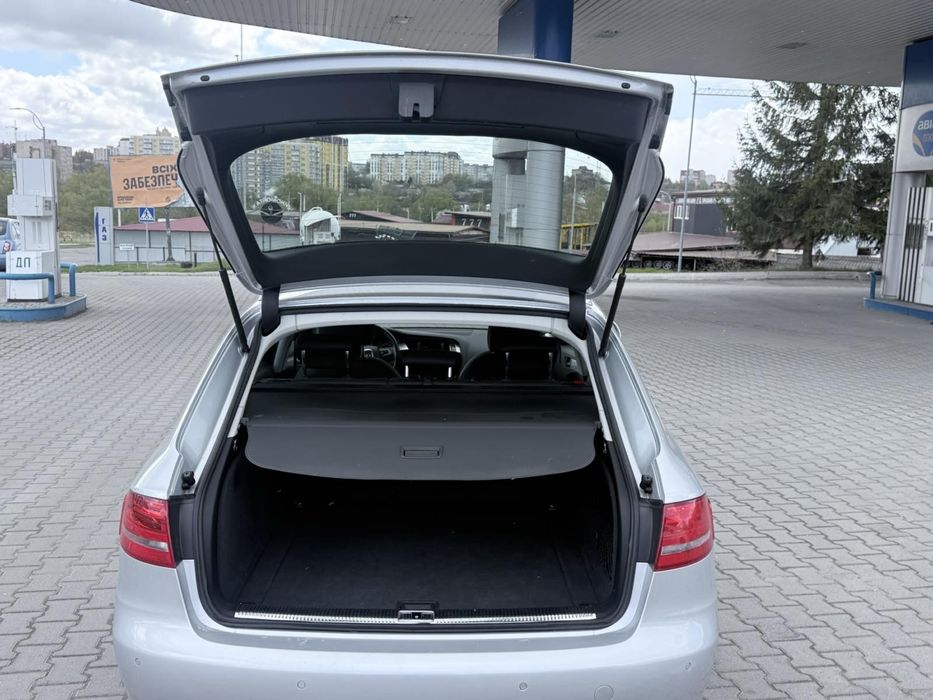 Audi A4–B8/8K-2009рік