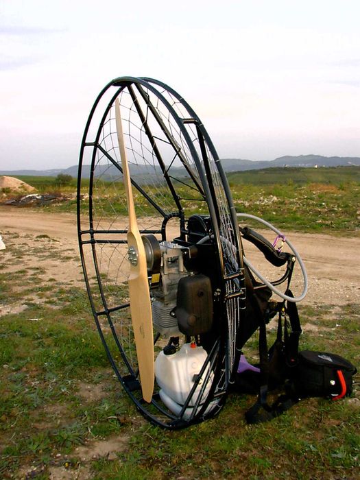 Paramotor e hélice como novos com hélice 120 cms nova ver PROMO !!