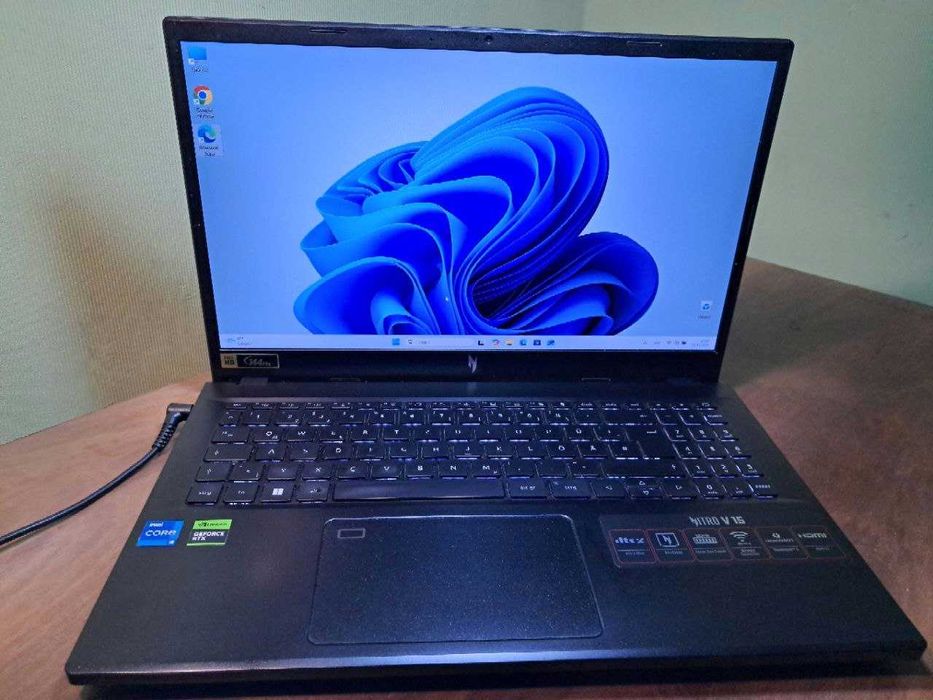 Acer Nitro V15-51/RTX 4050/i5-13420H 16 GB/SSD 512 GB