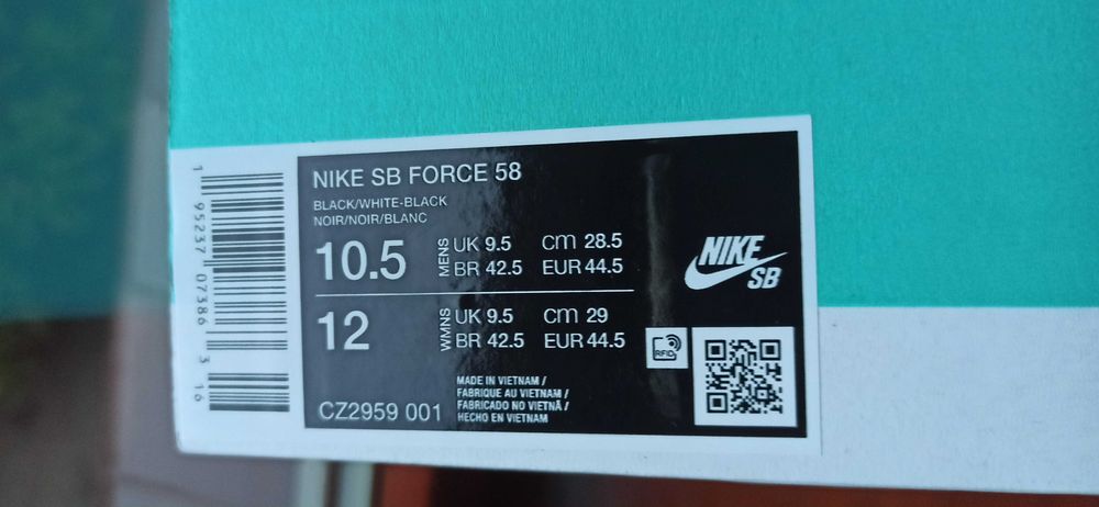 (r. 44,5) Nike SB Force 58 Black White CZ2959,-001 czarne skatebording