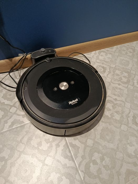 iRobot Roomba e5 + dodatki