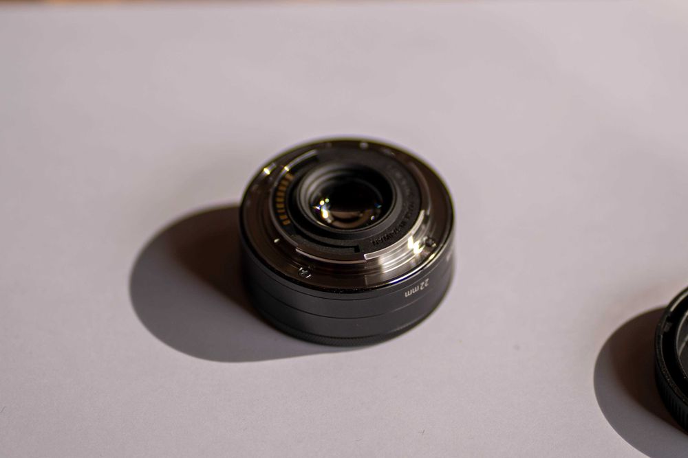 Lente Canon EF-M 22mm f/2 STM – Em excelente estado