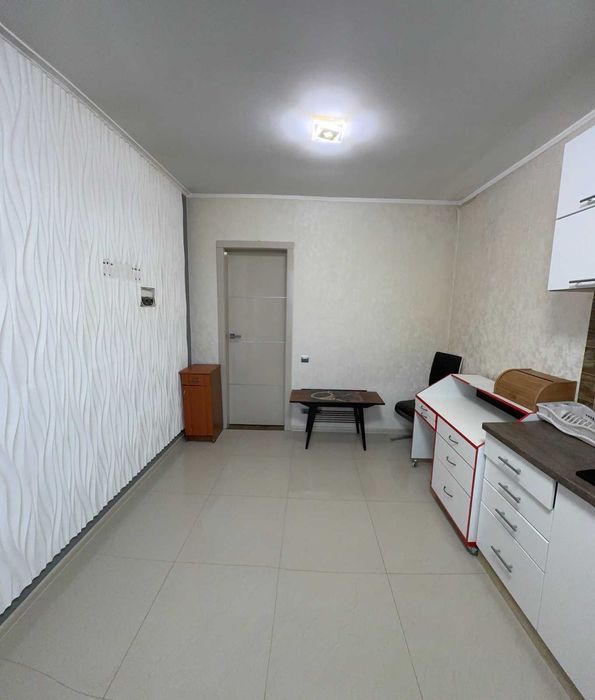 1к квартира з ремонтом.  Сертифікат  Газ  Балкон