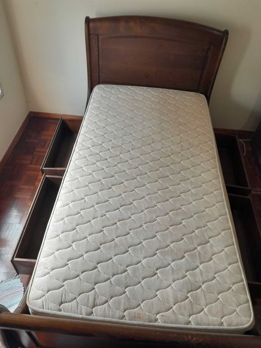 Cama de Solteiro completa