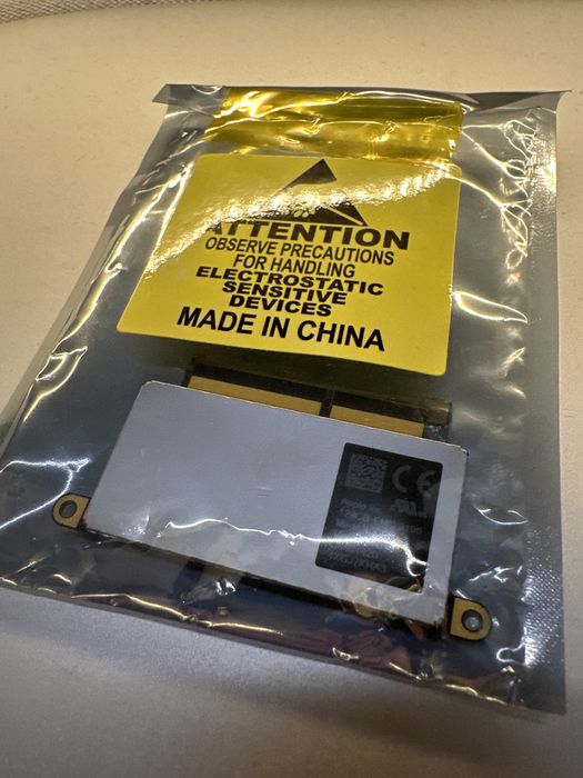 Oryginalny Dysk SSD 128GB do Apple MacBook 128GB EMC 3196