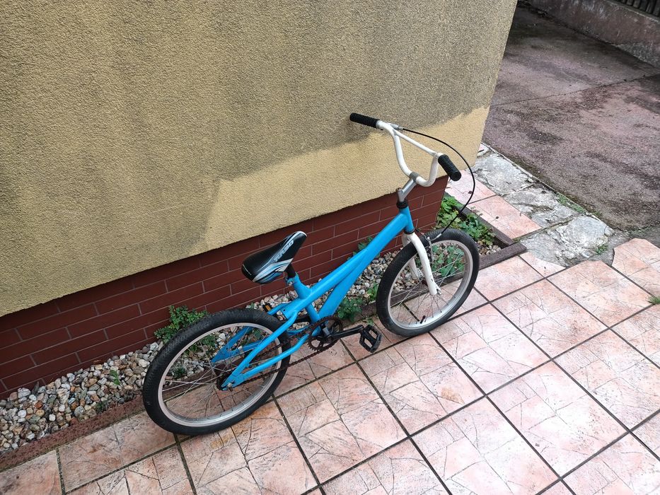 Sprzedam rower BMX firmy victus  roz 20