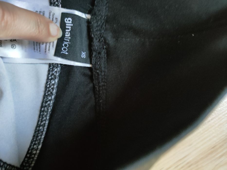 Spodnie legginsy fitness do biegania XS