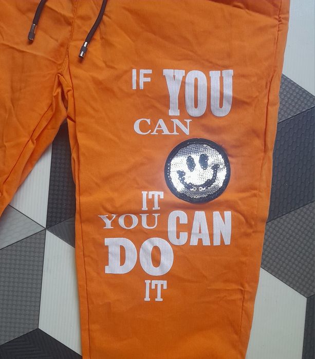 Nowe spodnie gnieciuchy roz uni